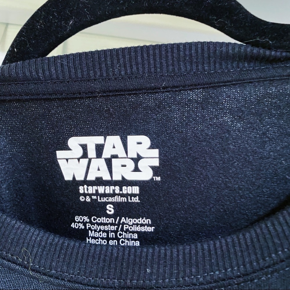 Star Wars Baby Yoda Grogu Terry Cloth Embroidered Black Top Size Small - Picture 2 of 4